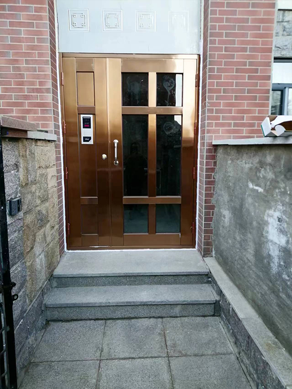 伴月灣壹號小區(qū)8號樓可視對講樓宇門、車庫防火門更換工程